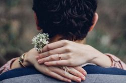 星座占い│きっと惹かれ合わずにはいられない！特別な縁で結ばれている運命の人