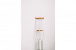 夢占い・夢診断│骨折の夢は何を暗示している？