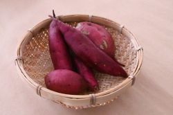 夢占い・夢診断│芋の夢は何を暗示している？ | 夢診断ガイド