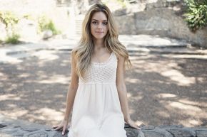 占いコラム│運命数4の出会い運！【愛の告白の予感】⇒それは…あの人です！