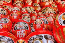 夢占い・夢診断│だるまの夢は何を暗示している？