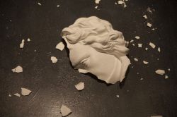 夢占い・夢診断│壊す夢は何を暗示している？