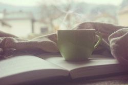 恋愛占い│あの人が人知れず抱え込んでいる、恋の「葛藤」の秘密