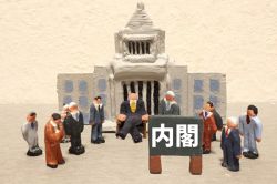 夢占い・夢診断│議員の夢は何を暗示している？