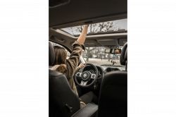 夢占い・夢診断│運転してもらう夢は何を暗示している？