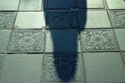 夢占い・夢診断│尾行の夢は何を暗示している？