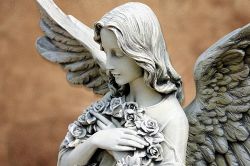 恋愛占い│あの人は異性として、あなたをどう評価している？
