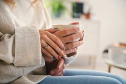 恋愛占い│ドキドキが止まらない！　あの人があなたに感じている”異性としての魅力”