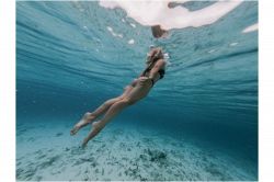 夢占い・夢診断│潜る夢は何を暗示している？