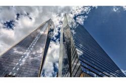 夢占い・夢診断│高層ビルの夢は何を暗示している？