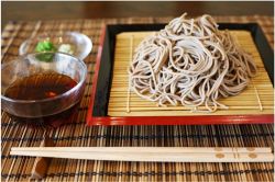 夢占い・夢診断│蕎麦（そば）の夢は何を暗示している？