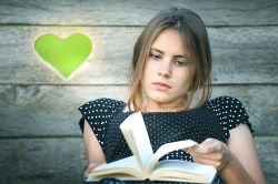 片思い占い│目逸らし厳禁！あの人の本音を大暴露!!　恋の本気度はどれくらい？