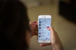 占いコラム│獅子座用“復活愛”術　「あの人好きな人は誰？」～愛が復活する可能性