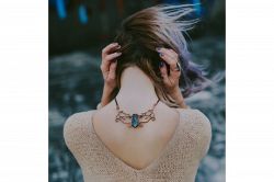 夢占い・夢診断│ネックレスの夢は何を暗示している？