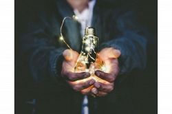 出会い占い│出会いはすぐそこに…運命の人はあなたにどのような愛を捧げてくれる？