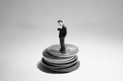 仕事運│【給与チェック】正当な額？あなたの仕事ぶりは周囲からどう評価されている？