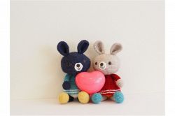 恋愛占い│２人の名前が示す《恋の転機》あなたとあの人のあいだに何が起きる？